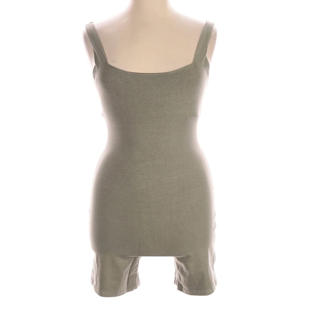 NWT SKIMS Neutral Taupe Sleeveless Bodycon Romper Size L Stretch Minimalist